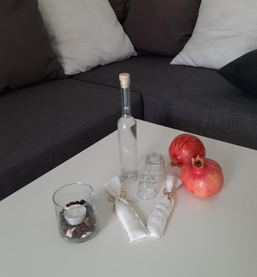 Apartament Xenonas Kamilari Zewnętrze zdjęcie